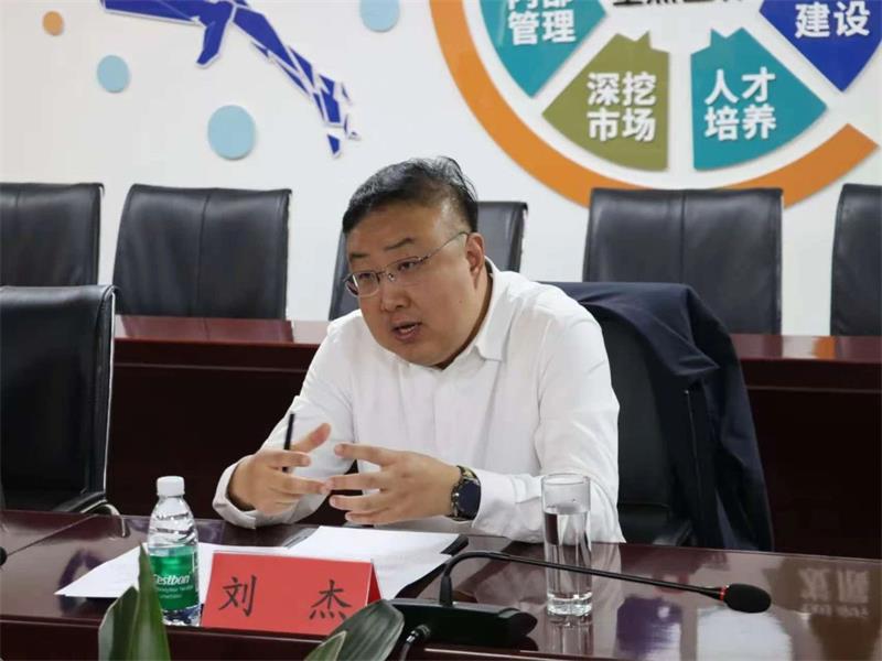 中國有色金屬工業協會黨委副書記范順科一行蒞臨明泰鋁業調研